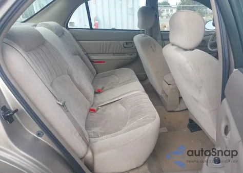 2002 Buick Century Custom z USA, uszkodzony, nr VIN 2G4WS52J021300549